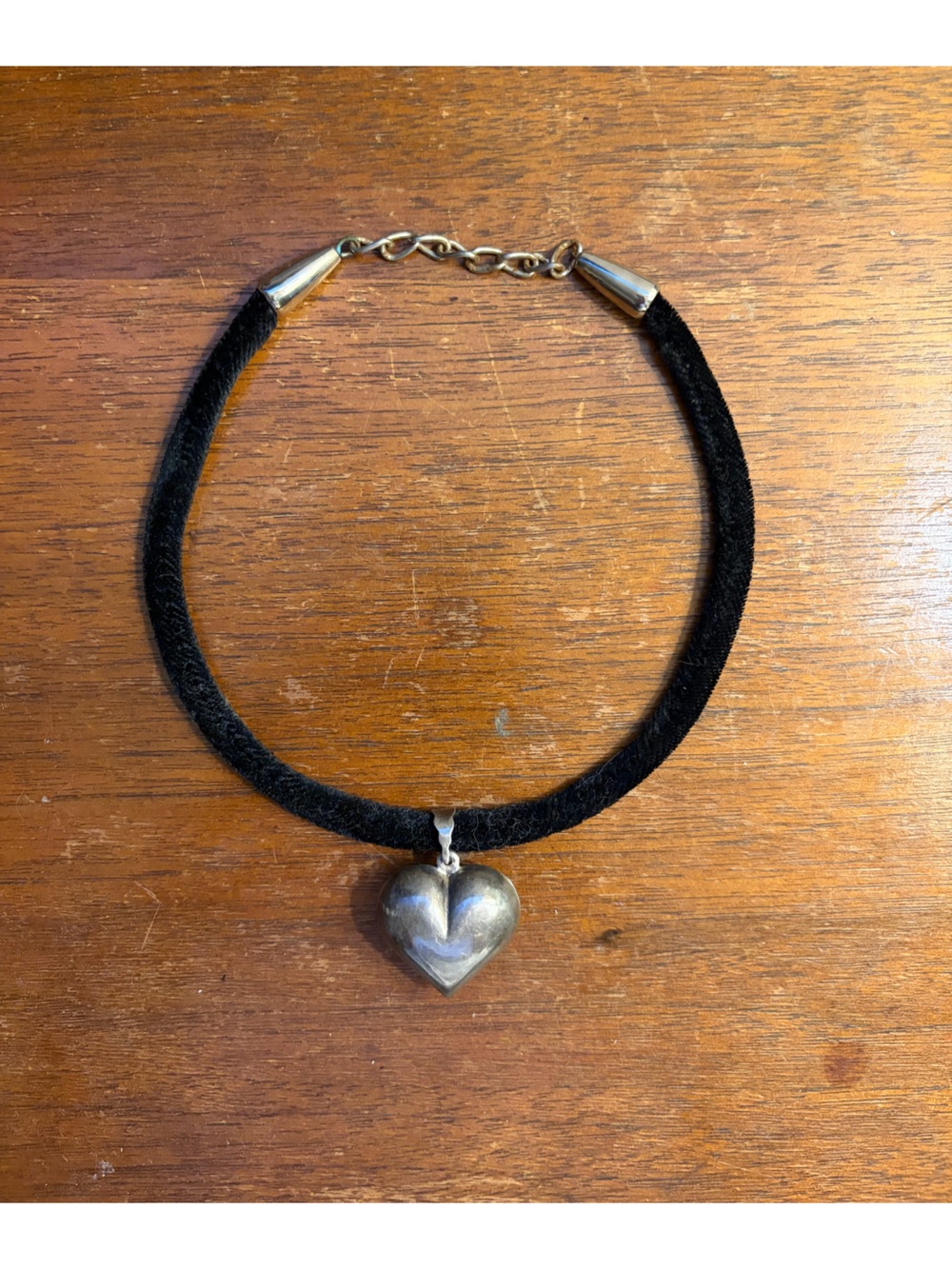 Vintage Silver-Tone Heart Black Velvet Choker Necklace